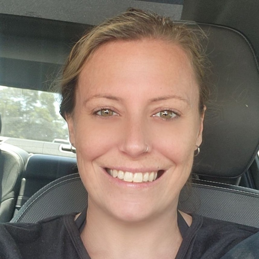 Meet your Posher, Lacey